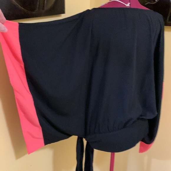 VaVa  Womens Off The Shoulder Flowy Casual Batwing Sleeves Blouses Loose NWOT - Picture 6 of 9